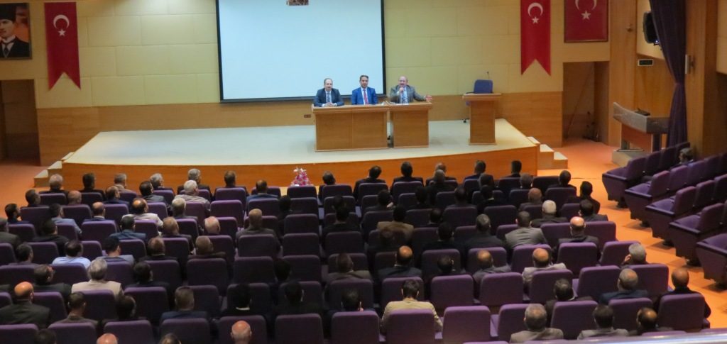 Başmüfettiş Mehmet Zeki Yılmaz, Seyhan ve Çukurova’da Din Görevlileri İle Biraraya Geldi