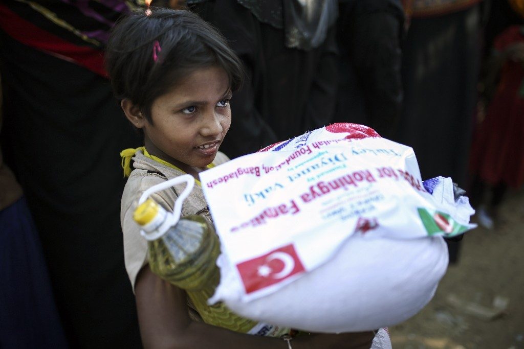 Türkiye Diyanet Vakfı 150 bin Arakanlı Müslümana yardım eli uzattı