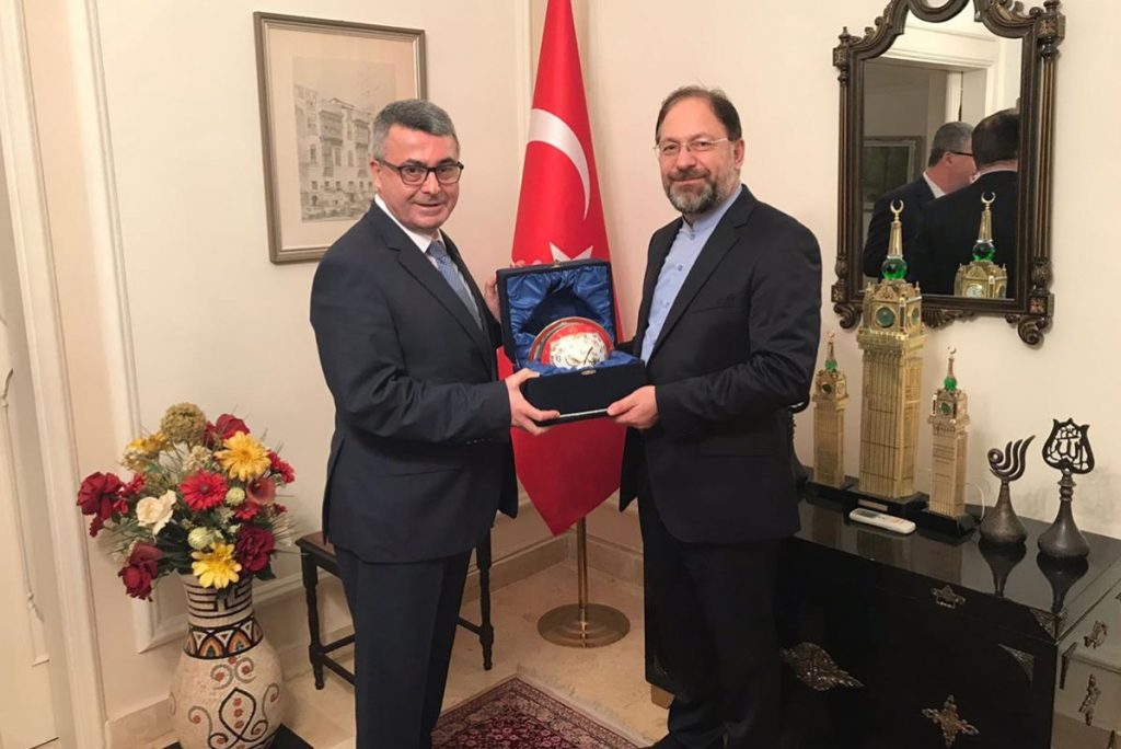 Diyanet İşleri Başkanı Erbaş, İİT Nezdinde Türkiye Daimi Büyükelçisi Şen’i ziyaret etti
