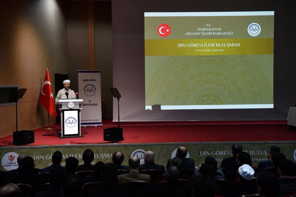 Diyanet İşleri Başkanı Erbaş , Şanlıurfada Din Görevlileri ile bir araya geldi