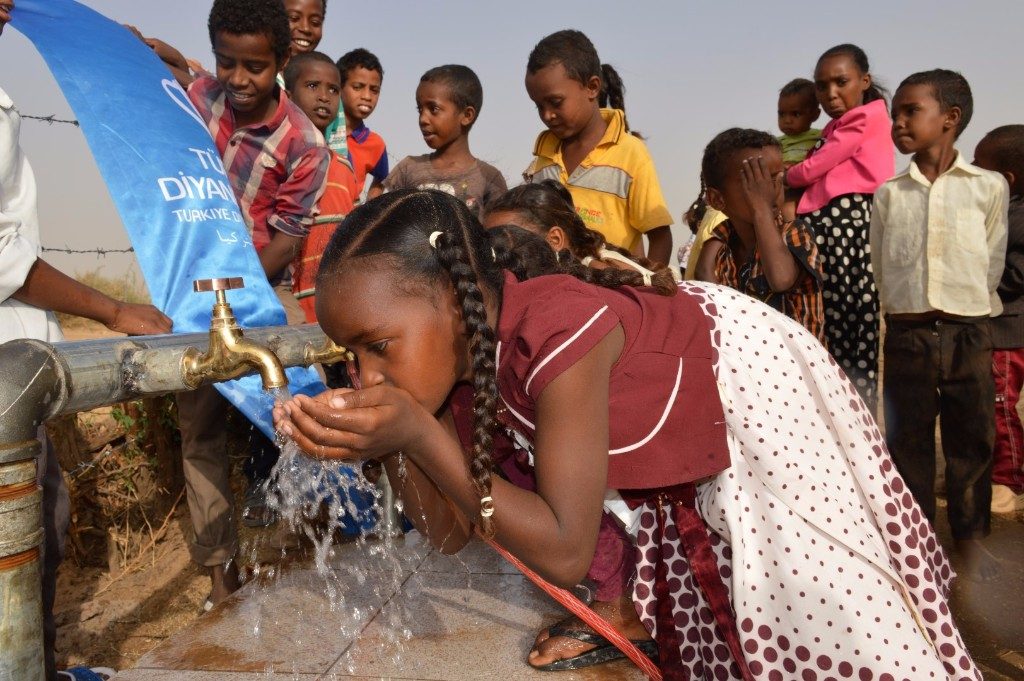 Türkiye Diyanet Vakfından Sudan’a su kuyusu