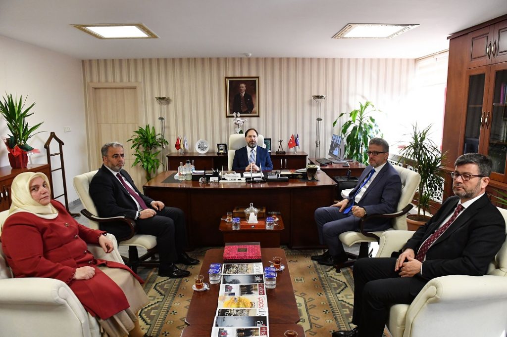 Diyanet İşleri Başkanı Ali Erbaş’tan Din Hizmetleri Genel Müdürlüğüne ziyaret