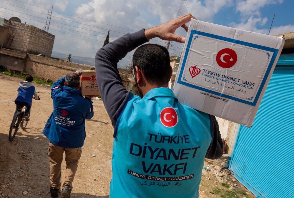 Türkiye Diyanet Vakfından Afrin’e yardım
