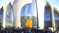 DİTİB Köln Merkez Camii dualarla açıldı