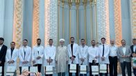 Tıbbiyeli gençler dualarla mezun oldu