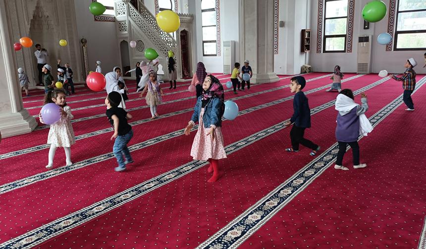Miniklerden camiye ziyaret – Diyanet Haber