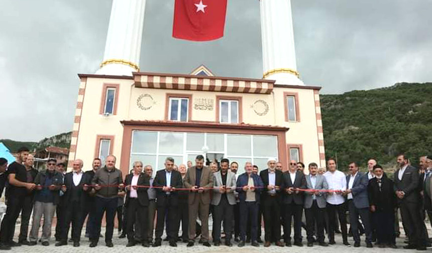 Kılıçören Köyü Camii ibadete açıldı