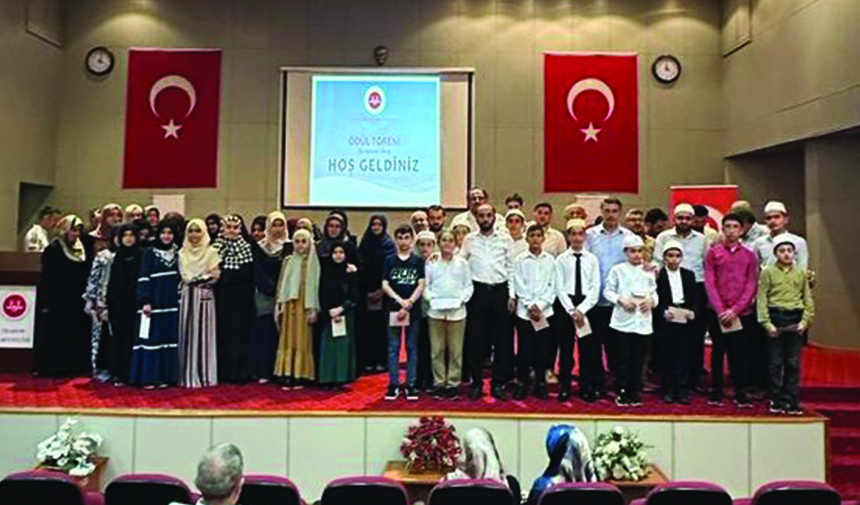 Trabzon’da Kur’an kursu öğrencileri yarıştı